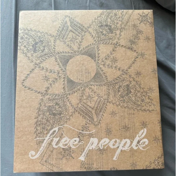 Free People James Chelsea Boot in White size 7 - Picture 5 of 5